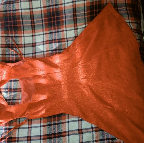 Red sateen classic baroque formal diva dress - Picture 2 of 2